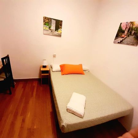 Habitacion Centrica En Pamplona Luaran gambar
